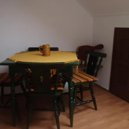 Sarkadi Apartment *